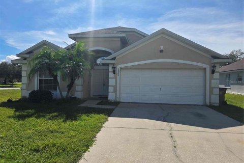 House in Kissimmee, Florida 3 bedrooms, 166.76 sq.m. № 2345407