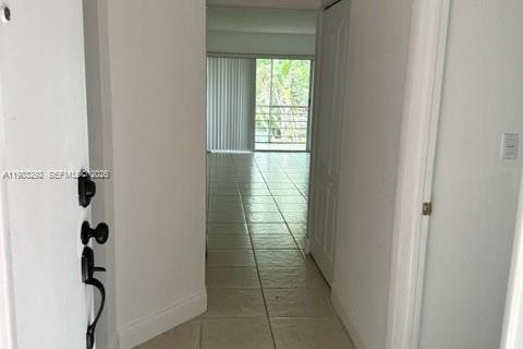 Condominio en alquiler en Sunrise, Florida, 2 dormitorios, 87.7 m2 № 2049413 - foto 3