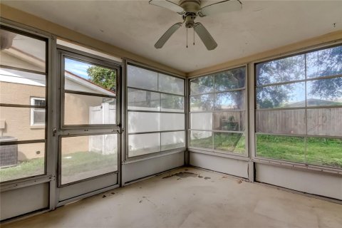 House in Port Richey, Florida 2 bedrooms, 98.1 sq.m. № 1913419 - photo 29