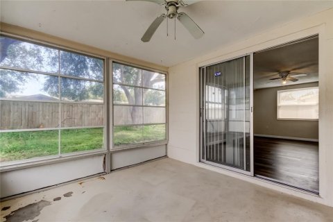 House in Port Richey, Florida 2 bedrooms, 98.1 sq.m. № 1913419 - photo 30