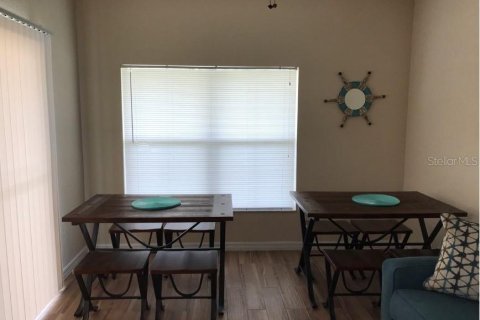 Townhouse in Kissimmee, Florida 4 bedrooms, 136.57 sq.m. № 2202120 - photo 4