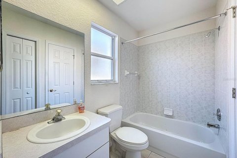 Купить виллу или дом в Гудзон, Флорида 8 комнат, 221.48м2, № 1613363 - фото 20
