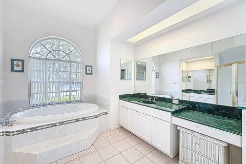 Купить виллу или дом в Гудзон, Флорида 8 комнат, 221.48м2, № 1613363 - фото 16