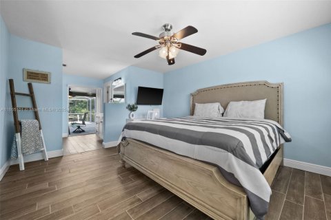 Casa en venta en Cape Coral, Florida, 3 dormitorios, 127 m2 № 1920604 - foto 17