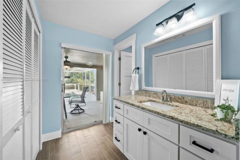 Casa en venta en Cape Coral, Florida, 3 dormitorios, 127 m2 № 1920604 - foto 20
