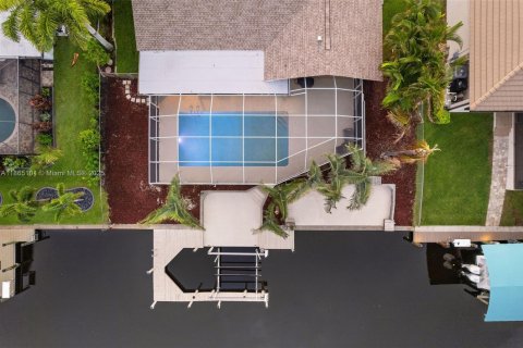 Casa en venta en Cape Coral, Florida, 3 dormitorios, 127 m2 № 1920604 - foto 6