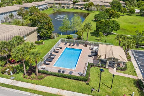 Touwnhouse à vendre à Port St. Lucie, Floride: 3 chambres, 197.23 m2 № 2087397 - photo 17