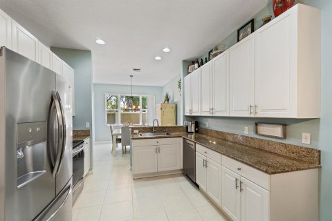 Touwnhouse à vendre à Port St. Lucie, Floride: 3 chambres, 197.23 m2 № 2087397 - photo 5