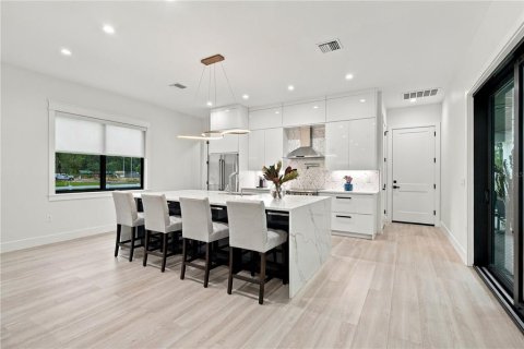 Villa ou maison à louer à Tampa, Floride: 3 chambres, 305.65 m2 № 2388603 - photo 16