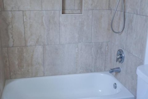Купить виллу или дом в Ривьера-Бич, Флорида 3 комнаты, 51.28м2, № 2082771 - фото 30