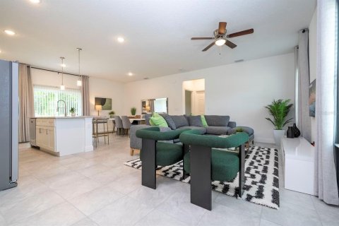 House in Ocala, Florida 3 bedrooms, 140.65 sq.m. № 2202236 - photo 3