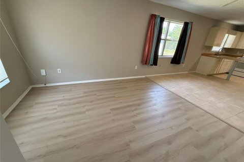Снять в аренду квартиру в Энглвуд, Флорида 1 комната, 88.91м2, № 2101914 - фото 12