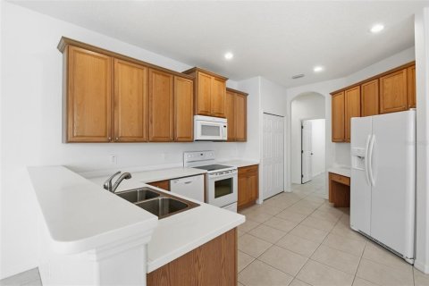 House in Parrish, Florida 4 bedrooms, 204.94 sq.m. № 2101779 - photo 10