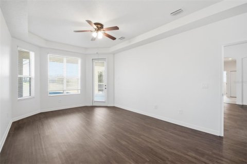 House in Parrish, Florida 4 bedrooms, 204.94 sq.m. № 2101779 - photo 26