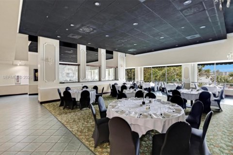 Copropriété à vendre à Davie, Floride: 2 chambres, 90.12 m2 № 2023431 - photo 30