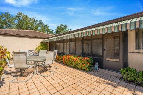 House in Sarasota, Florida 2 bedrooms, 151.43 sq.m. № 2202907 - photo 26