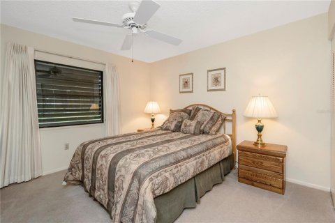 House in Sarasota, Florida 2 bedrooms, 151.43 sq.m. № 2202907 - photo 18