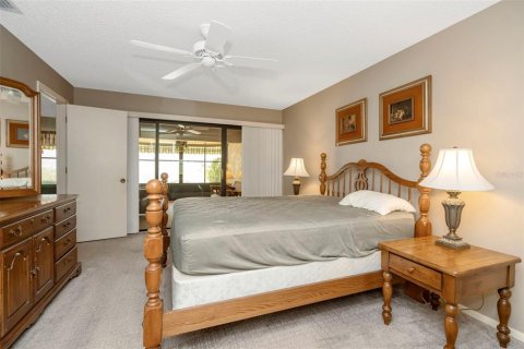 House in Sarasota, Florida 2 bedrooms, 151.43 sq.m. № 2202907 - photo 14