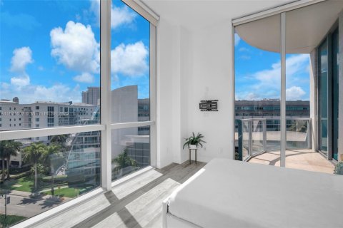 Condominio en alquiler en Aventura, Florida, 3 dormitorios, 128.02 m2 № 1922545 - foto 17