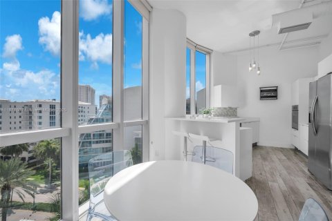 Condominio en alquiler en Aventura, Florida, 3 dormitorios, 128.02 m2 № 1922545 - foto 7