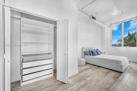 Condominio en alquiler en Aventura, Florida, 3 dormitorios, 128.02 m2 № 1922545 - foto 24