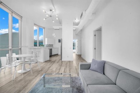 Condominio en alquiler en Aventura, Florida, 3 dormitorios, 128.02 m2 № 1922545 - foto 2