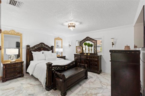 Villa ou maison à vendre à Miami, Floride: 3 chambres, 145.21 m2 № 1925307 - photo 25