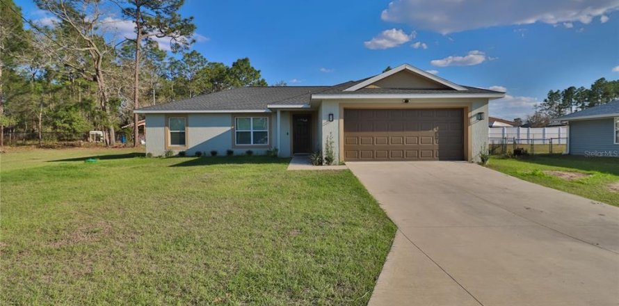 House in Ocala, Florida 3 bedrooms, 134.99 sq.m. № 1551683