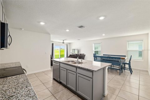 House in Newberry, Florida 5 bedrooms, 222.04 sq.m. № 1721482 - photo 20