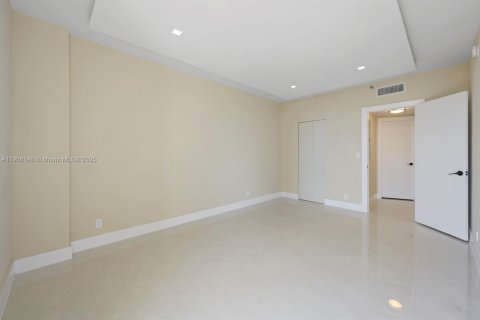 Купить кондоминиум в Авентура, Флорида 3 спальни, 144.93м2, № 2012681 - фото 18