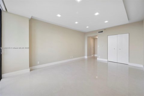 Купить кондоминиум в Авентура, Флорида 3 спальни, 144.93м2, № 2012681 - фото 9