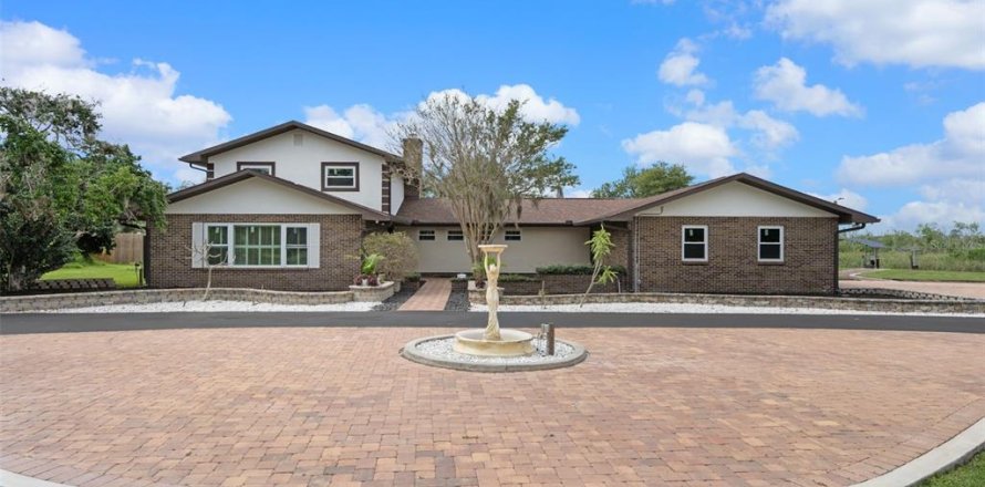 Villa ou maison à Ruskin, Floride 4 chambres, 327.02 m2 № 2129885