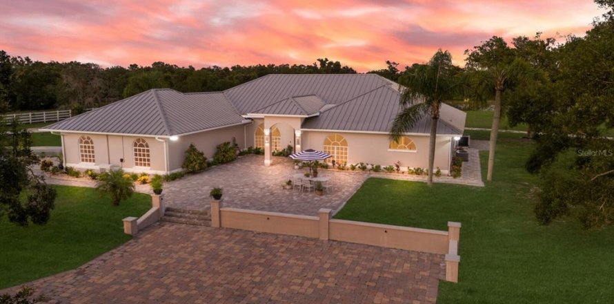 Villa ou maison à Myakka City, Floride 4 chambres, 358.79 m2 № 1826633
