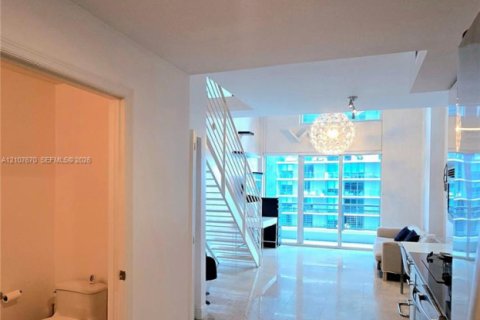 Apartment in Miami, Florida 1 bedroom, 72.93 sq.m. № 2422924 - photo 10