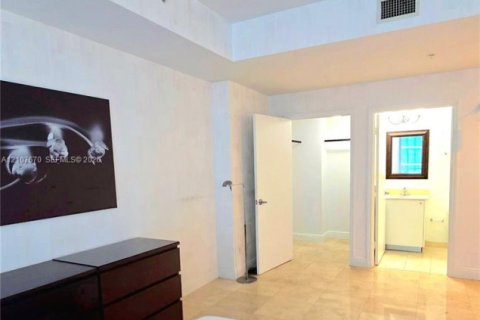 Apartment in Miami, Florida 1 bedroom, 72.93 sq.m. № 2422924 - photo 18