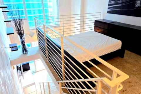 Apartment in Miami, Florida 1 bedroom, 72.93 sq.m. № 2422924 - photo 15