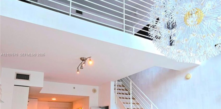 Apartment in Miami, Florida 1 bedroom, 72.93 sq.m. № 2422924