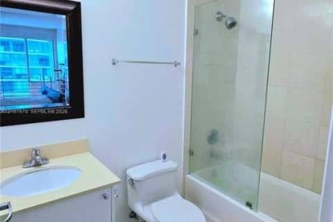 Apartment in Miami, Florida 1 bedroom, 72.93 sq.m. № 2422924 - photo 20