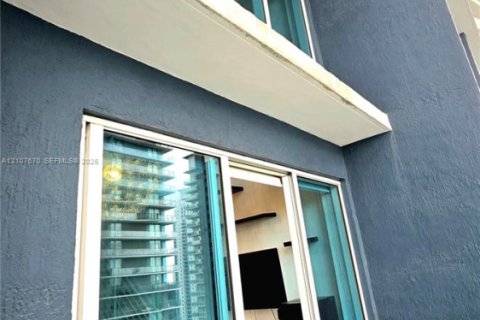 Apartment in Miami, Florida 1 bedroom, 72.93 sq.m. № 2422924 - photo 21