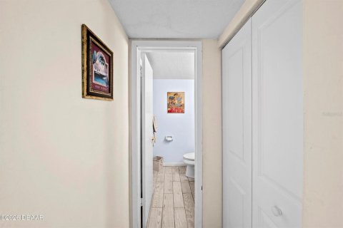 Copropriété à vendre à Daytona Beach, Floride: 2 chambres, 52.95 m2 № 2217824 - photo 12