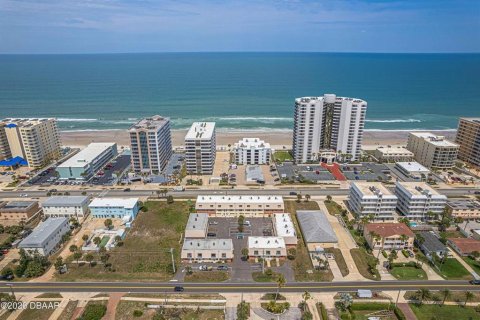 Copropriété à vendre à Daytona Beach, Floride: 2 chambres, 52.95 m2 № 2217824 - photo 2