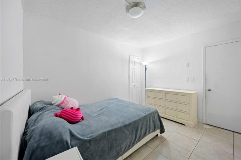 Copropriété à vendre à Aventura, Floride: 1 chambre, 74.32 m2 № 1860253 - photo 12