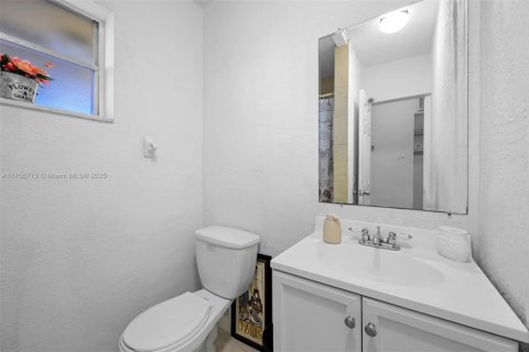 Copropriété à vendre à Aventura, Floride: 1 chambre, 74.32 m2 № 1860253 - photo 18