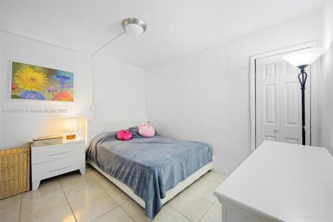 Copropriété à vendre à Aventura, Floride: 1 chambre, 74.32 m2 № 1860253 - photo 11