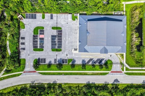 Propiedad comercial en venta en North Port, Florida, 1506.13 m2 № 1904190 - foto 10