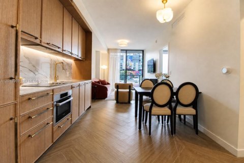 Condo in Miami, Florida, 1 bedroom № 2185863 - photo 3
