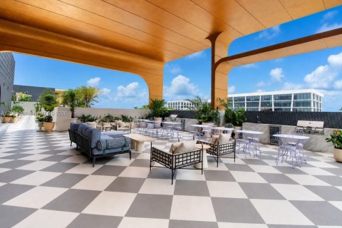 Condo in Miami, Florida, 1 bedroom № 2185863 - photo 20