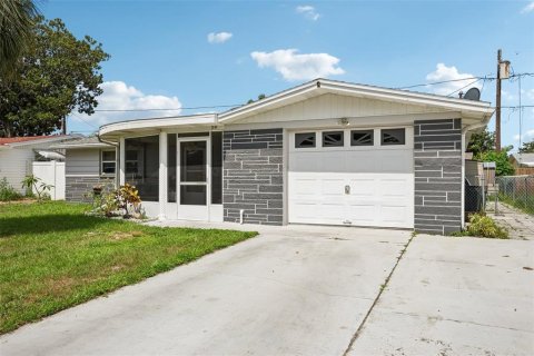 House in Holiday, Florida 3 bedrooms, 88.07 sq.m. № 2155718 - photo 18
