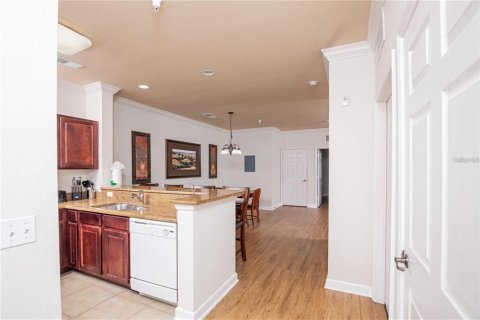 Condominio en alquiler en Davenport, Florida, 2 dormitorios, 105.35 m2 № 1883083 - foto 2