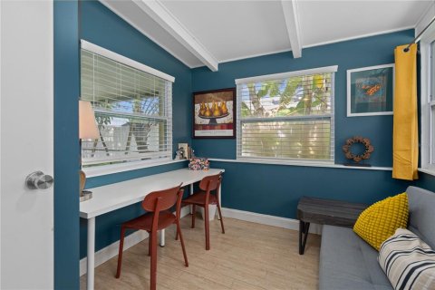 Casa en venta en Saint Petersburg, Florida, 3 dormitorios, 103.86 m2 № 2385942 - foto 16